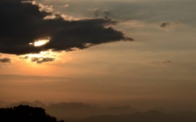 ನಿನ್ನ ಬಗಲಲ್ಲಿ ಜೋಳಿಗೆಯಂತೆ ಸುಸ್ತಾಗಿ:ನಕ್ಷತ್ರ ಬರೆದ ದಿನದ ಕವಿತೆ