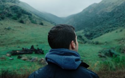 ಕಣ್ಣೆದುರು ಸಾಯುತ್ತಿರುವ ದೇವರುಗಳು