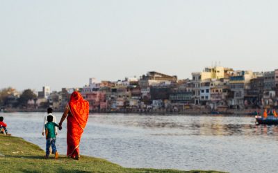 ನದಿಯಂಚಿನ ನಡಿಗೆ ಕಾಣಿಸುವ ಚಿತ್ರಗಳು