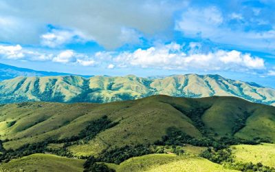 ಕ್ಯಾತನಮಕ್ಕಿಯ ಕಾಲಮೇಲೆ ಕೂತು ಗಾಳಿಗುಡ್ಡವ ನೆನೆದು