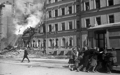 900 ದಿನ ಫ್ಯಾಸಿಸ್ಟರ ಮುತ್ತಿಗೆಯಲ್ಲಿ ನಲುಗಿದ ಲೆನಿನ್‌ಗ್ರಾಡ್