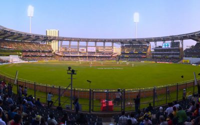 ಕ್ರಿಕೆಟ್ ಮೈದಾನಗಳು ಮತ್ತು ಕಾಮೆಂಟೇಟರ್ಸ್‌