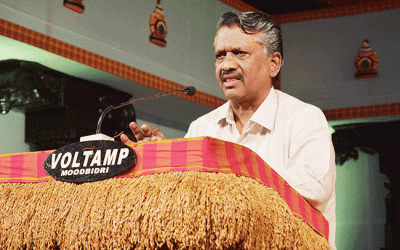 ಕತ್ತಲಲಿ ಕಂಡ ಮಿನುಗುವ ಕಣ್ಣುಗಳು….