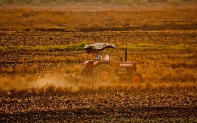 ಟ್ರ್ಯಾಕ್ಟರ್ ನಾವs ಹೊಡಿಯೋದು!: ಗುರುಪ್ರಸಾದ ಕುರ್ತಕೋಟಿ ಅಂಕಣ
