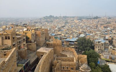 ರೇಗಿಸ್ತಾನದಲ್ಲಿ ಉರಿಯುವ ಬಣ್ಣಗಳು: ಹೇಮಾ ನಾಯಕ ಪ್ರವಾಸ ಕಥನ