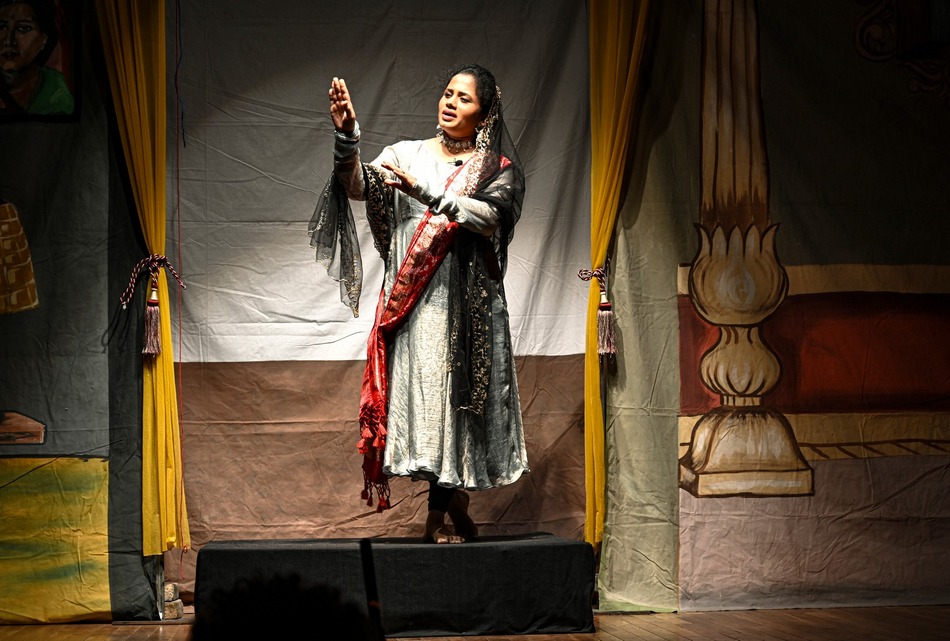 ಗೋಹರ್‌ಬಾಯಿ ಕತೆ ಹೇಳಿದ ‘ಪ್ರತಿಗಂಧರ್ವʼ: ಚಿತ್ರಾ ವೆಂಕಟರಾಜು ಸರಣಿ