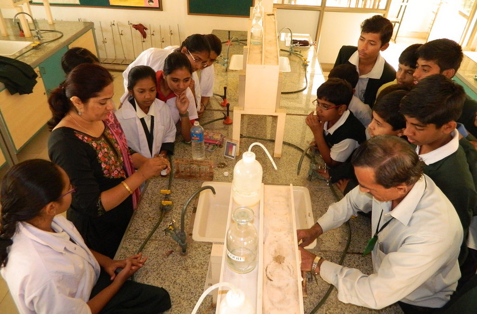 ಉನ್ನತ ವಿಜ್ಞಾನ ಶಿಕ್ಷಣದಲ್ಲಿ ಕನ್ನಡ ಭಾಷೆ: ಡಾ.ಎಲ್.ಜಿ.ಮೀರಾ ಅಂಕಣ