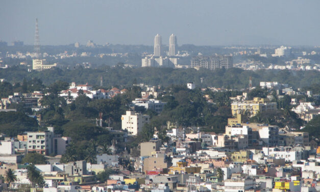 ಅದೇ ದಾರಿ… ಅದೇ ತಿರುವು…:  ವಿನಾಯಕ ಅರಳಸುರಳಿ ಅಂಕಣ