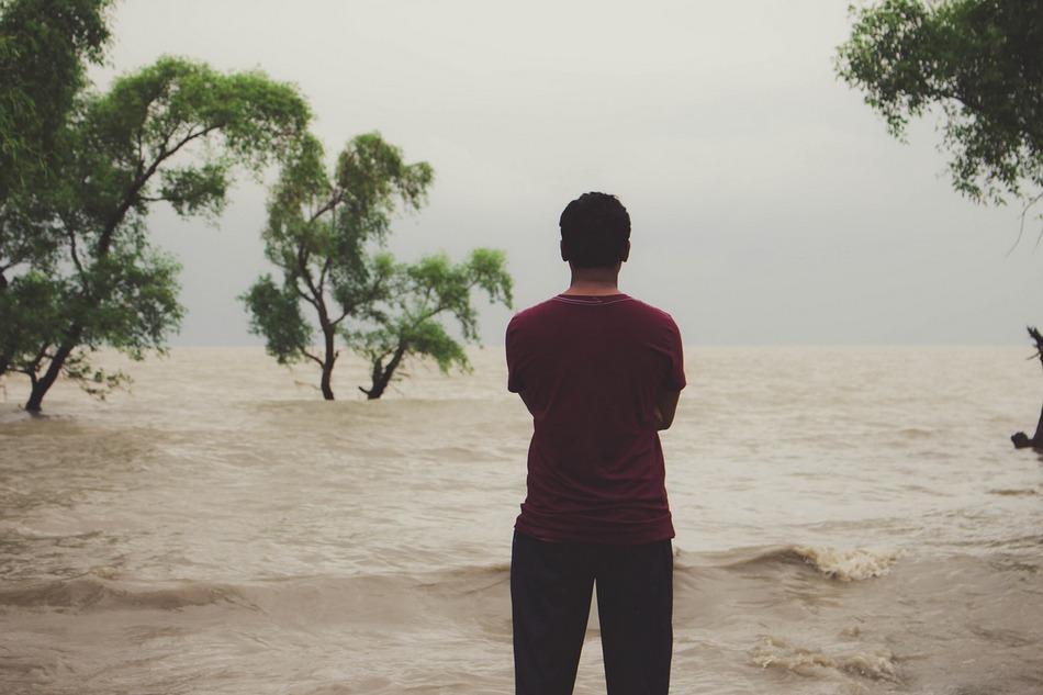 ನಿಮಿಷಗಳನ್ನು ಕಡೆಗಣಿಸಿದವರು…: ವಿನಾಯಕ ಅರಳಸುರಳಿ ಅಂಕಣ