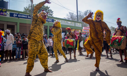ಹುಲಿವೇಷ:  ರವೀಂದ್ರ ನಾಯಕ್ ಸಣ್ಣಕ್ಕಿಬೆಟ್ಟು ಅಂಕಣ