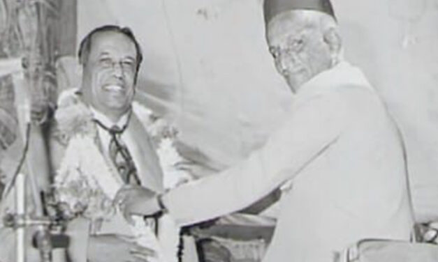 ಒಬ್ಬರು ಕೊನೆಕಾರರು ಮತ್ತೊಬ್ಬರು ಡಾಕ್ಟರು: ಎಸ್. ಗಂಗಾಧರಯ್ಯ ಅನುಭವ ಕಥನ
